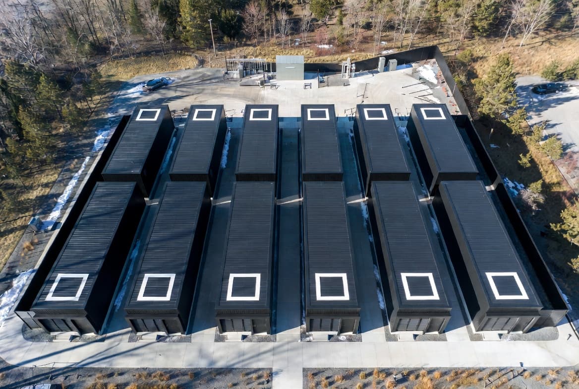 Aerial view of an inline fleet of Blok modules with square-O marks
